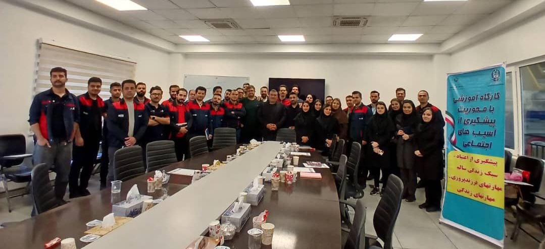 دکتر جواد طلسچی یکتا: بنیان‌گذار رسانه تاب‌آوری ایران و معمار توانمندسازی اجتماعی
