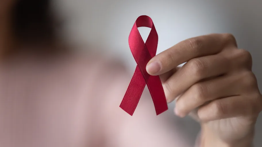 آموزش تابآوری به مبتلایان HIV/AIDS